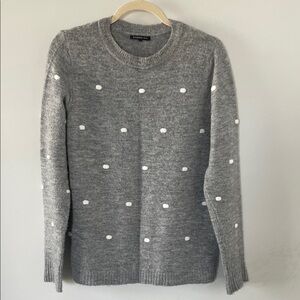 Staccato | Crewneck Sweater | Gray with White Polka Dots | Size Medium
